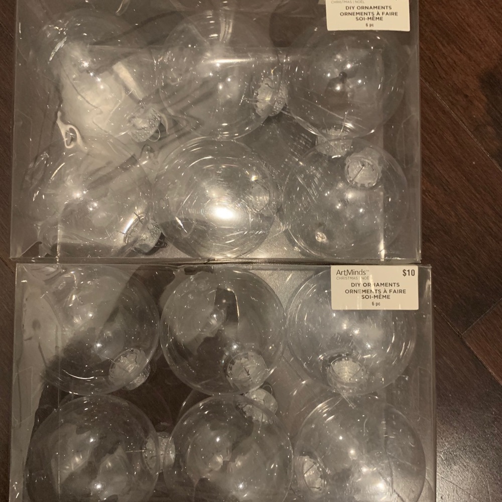 Brand new DIY ornament